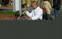 Click image for larger version

Name:	la bella in moto.jpg
Views:	97
Size:	246.7 KB
ID:	15839083