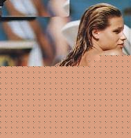 Click image for larger version

Name:	michelle_hunziker_23.jpg
Views:	184
Size:	26.9 KB
ID:	15863023