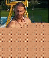 Click image for larger version

Name:	azdecaBaywatchLuglio2013.jpg
Views:	240
Size:	23.4 KB
ID:	15944384