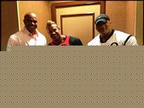 Click image for larger version

Name:	Ramy y Jay y Boodai 3.jpg
Views:	859
Size:	28.9 KB
ID:	15947427