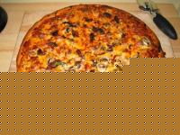Click image for larger version

Name:	pizza-1.jpg
Views:	192
Size:	71.5 KB
ID:	15968341