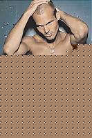 Click image for larger version

Name:	frankie.jpg
Views:	194
Size:	26.1 KB
ID:	15970969