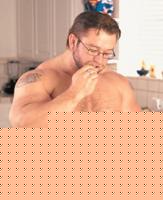 Click image for larger version

Name:	Lee Priest Off Season.jpg
Views:	693
Size:	6.6 KB
ID:	15979108